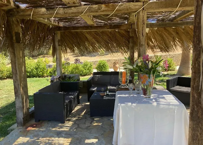 Villa Encinas