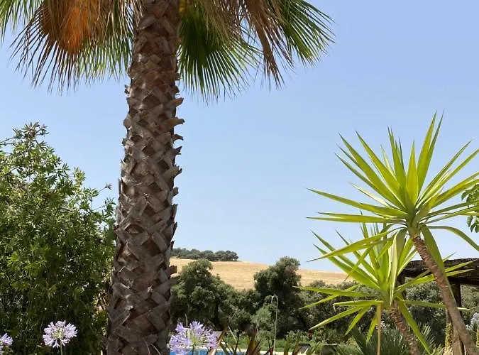 Encinas Villa
